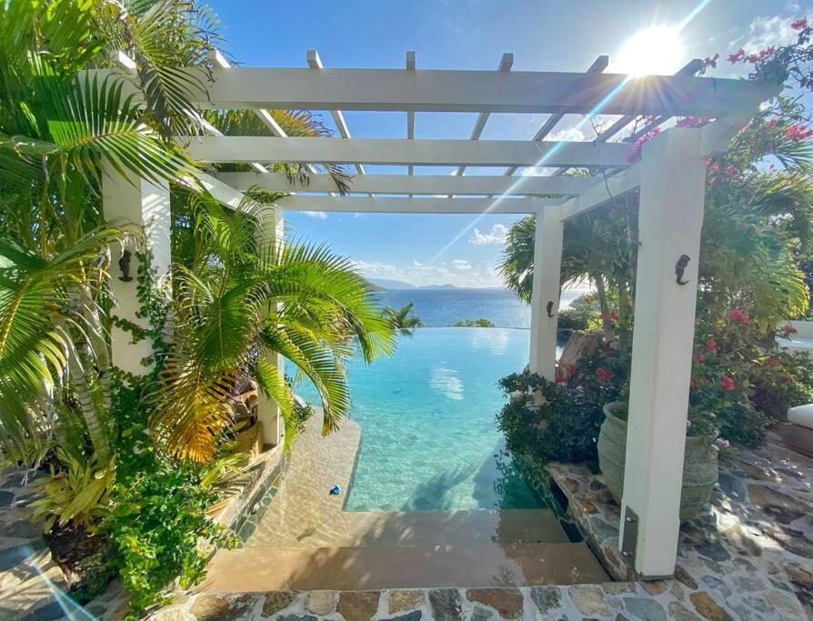 Luxury 7Br Waterfront Villa With Views Of Marina Cay And Scrub Island East End ภายนอก รูปภาพ