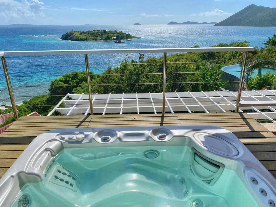 Luxury 7Br Waterfront Villa With Views Of Marina Cay And Scrub Island East End ภายนอก รูปภาพ