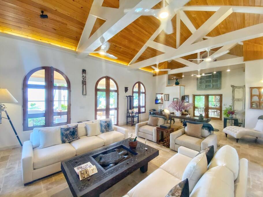 Luxury 7Br Waterfront Villa With Views Of Marina Cay And Scrub Island East End ภายนอก รูปภาพ