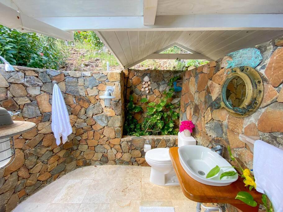 Luxury 7Br Waterfront Villa With Views Of Marina Cay And Scrub Island East End ภายนอก รูปภาพ